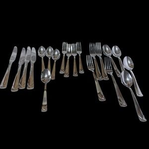 Lot Of 20 Oneida Hughes Stainless Steel Glossy Flatware preloved Preowned